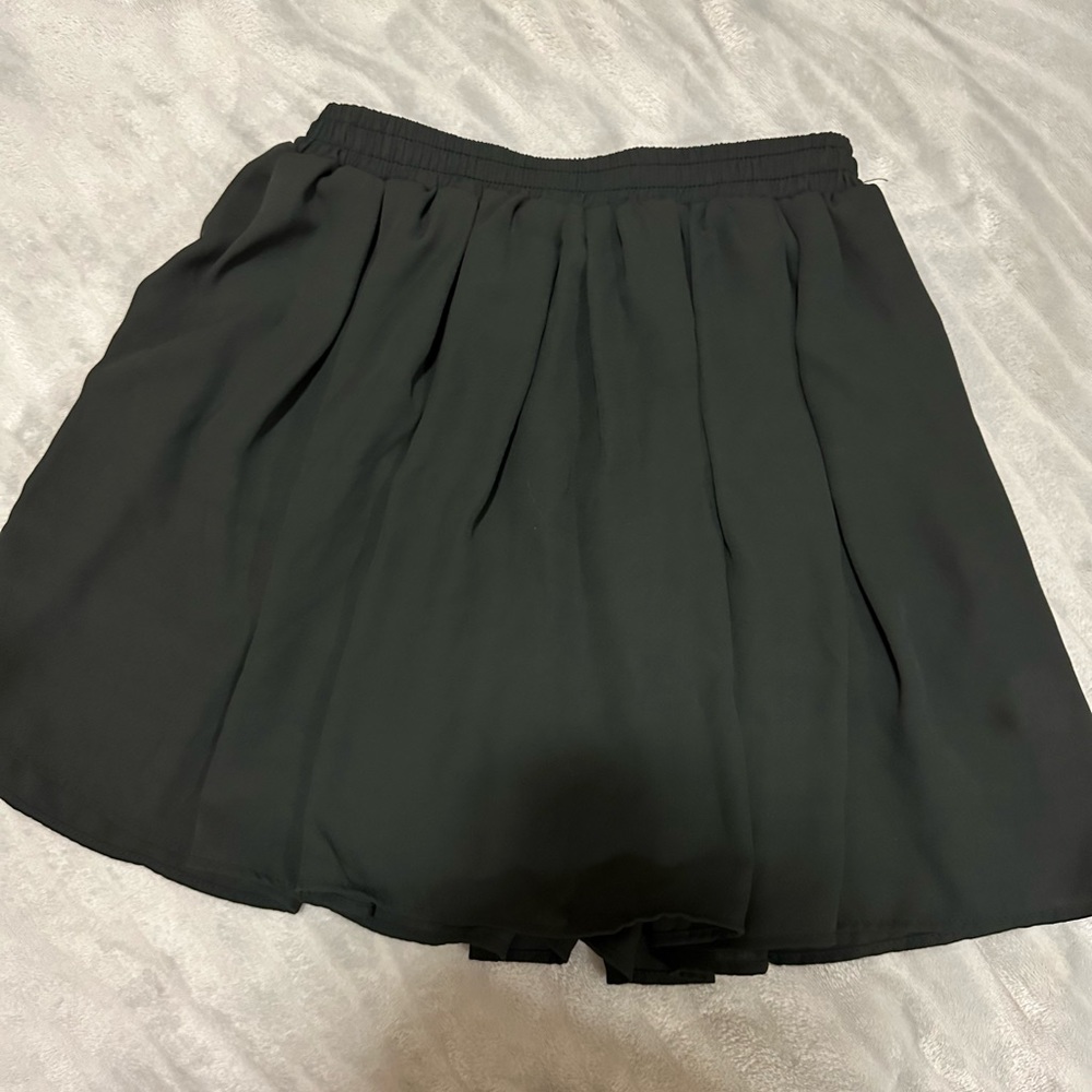 Black flowly brandy Melville